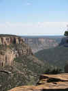 canyon2.JPG (73451 bytes)
